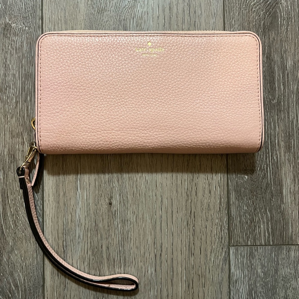 Kate Spade New York Wallet/Clutch Light Pink